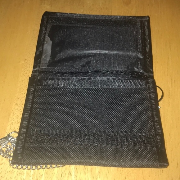Men’s pirate wallet with skull and cross bones - Picture 3 of 5
